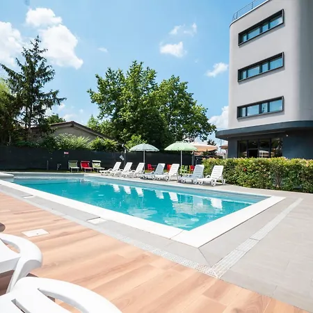 Stadio & Hotel 3*