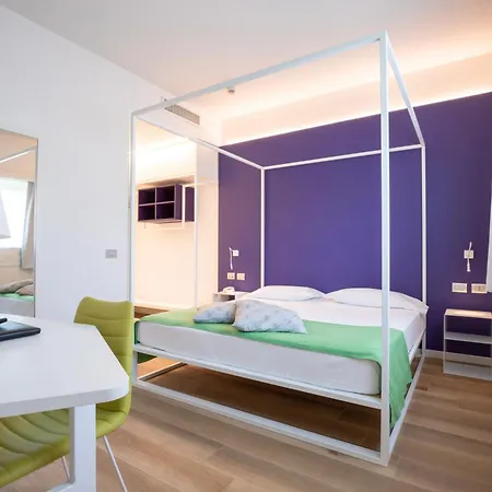 Stadio & Hotel 3*